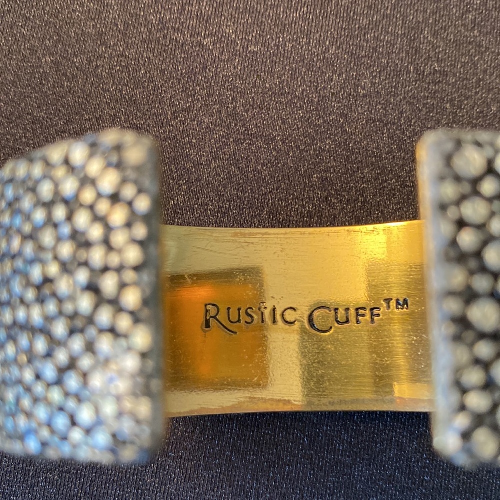 Rustic Cuff bracelet 1” width - Picture 3 of 5